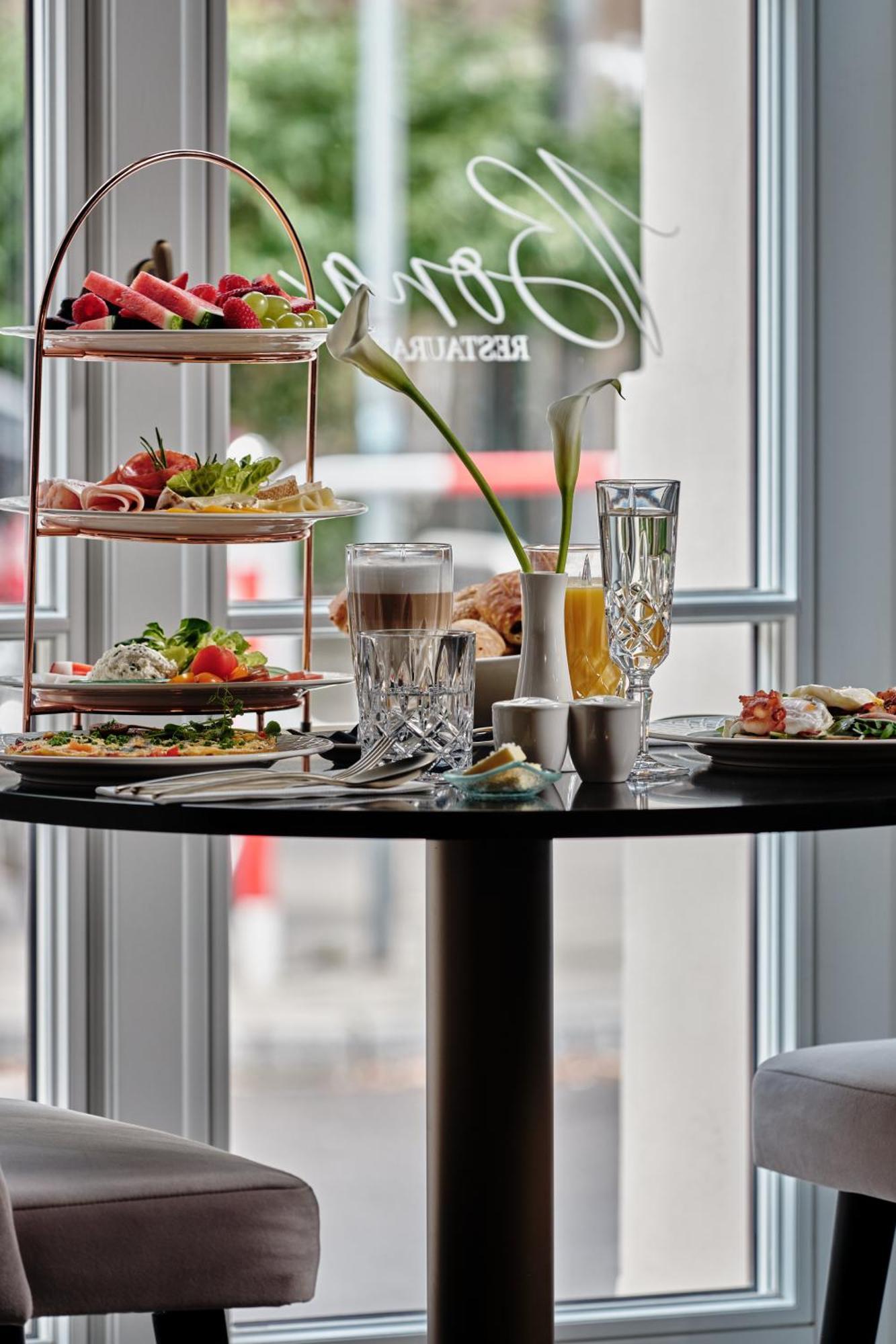 The Crown Krakow Center - Handwritten Collection Accor Exteriör bild